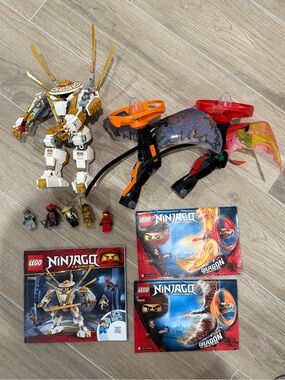LEGO Ninjago Bundle (71702 Golden Mech & 2 Dragon Masters)